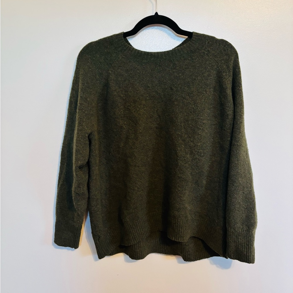 Old Navy dark green wool long sleeve sweater size small